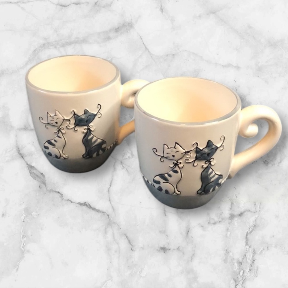 EFYA deco white with gray Kitty couple coffee mugs with handles set of 2